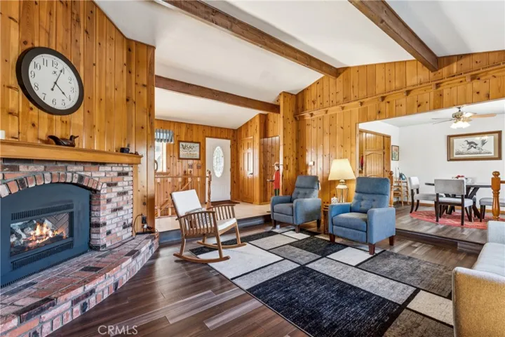 24526 Horst Drive, Crestline, California 92325