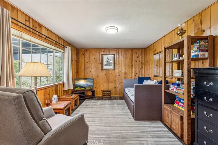 24526 Horst Drive, Crestline, California 92325