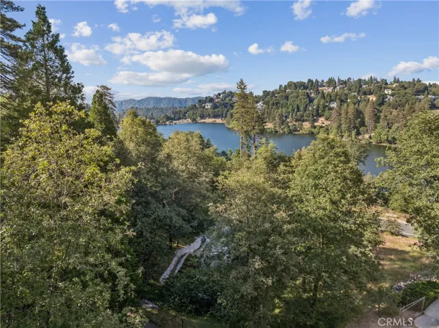 24526 Horst Drive, Crestline, California 92325