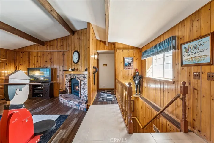 24526 Horst Drive, Crestline, California 92325