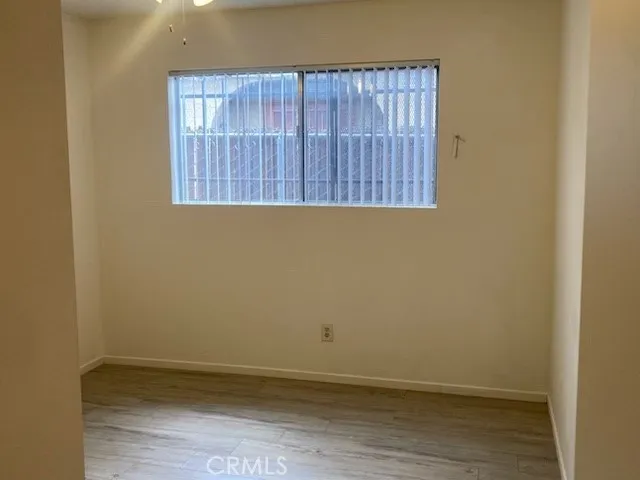 1049 Hewitt, San Fernando, California 91340