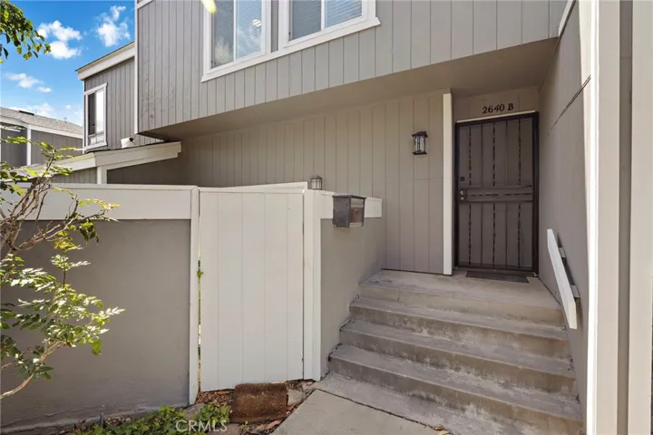 Front Entry (exterior)