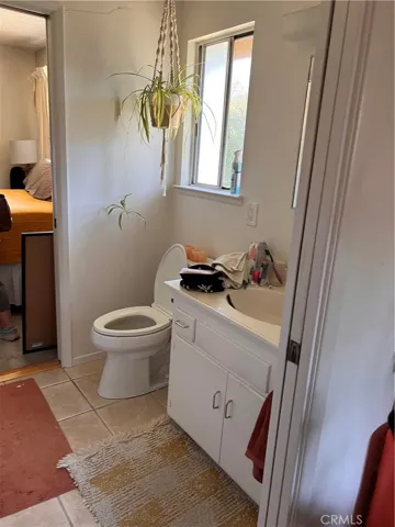 Jack & Jill Bath & shower