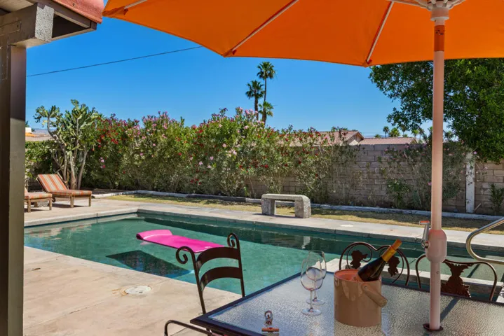 2200 Acacia Rd E-54
