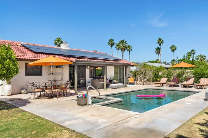 2200 Acacia Rd E-60