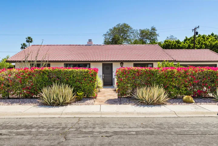 2200 Acacia Rd E-2