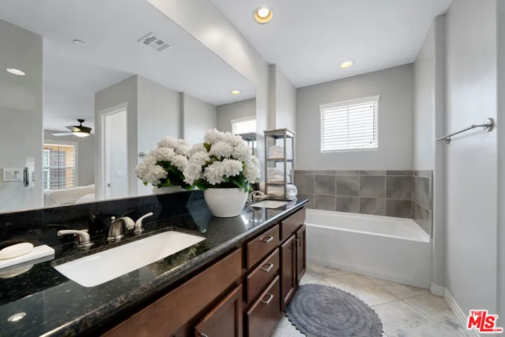 MBR Suite 2 Bath