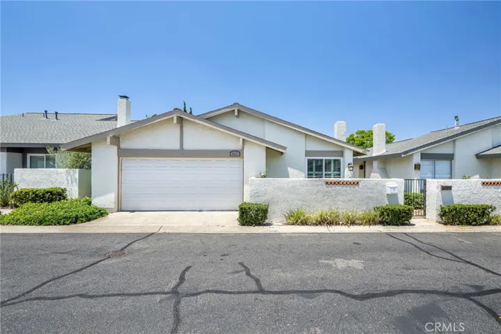 6831 Foxborough Court, Yorba Linda, California 92886
