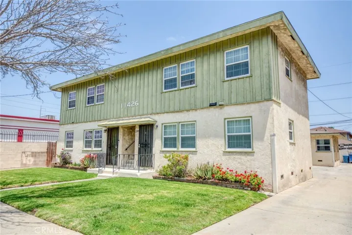 11426 Gale, Hawthorne, California 90250