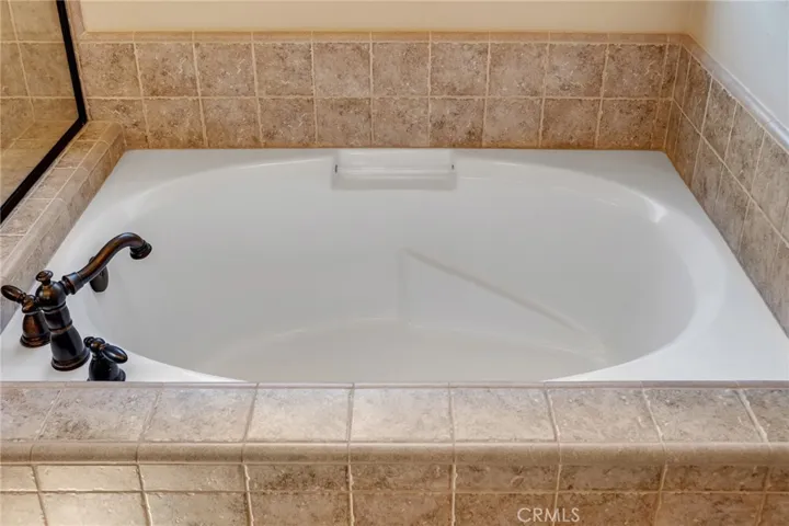 16135 Maricopa, Apple Valley, California 92307