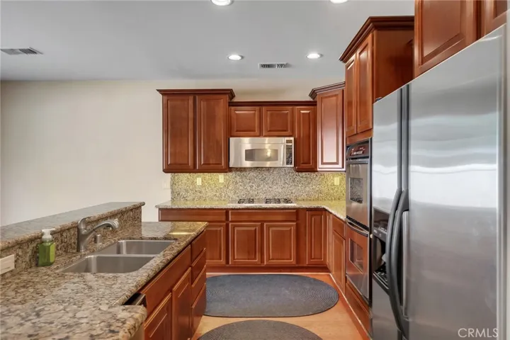 16135 Maricopa, Apple Valley, California 92307