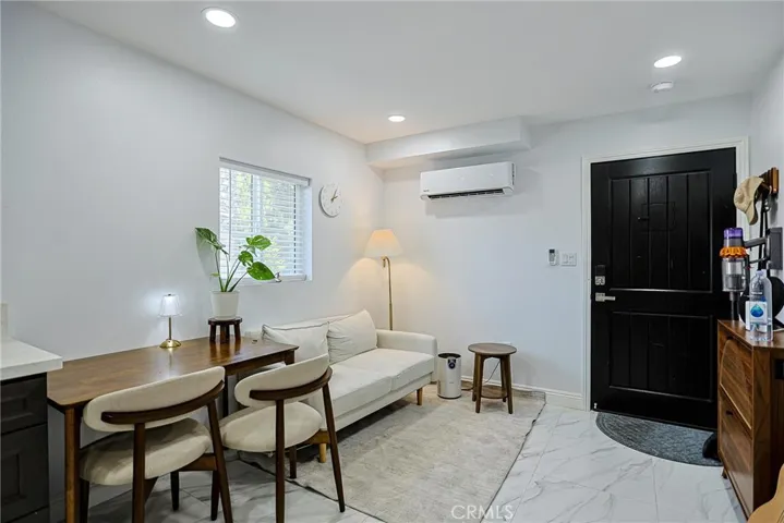 8552 Bermuda, Westminster, California 92683