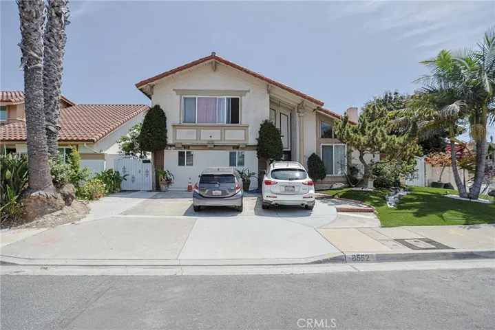 8552 Bermuda, Westminster, California 92683