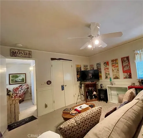 Guest Room up
