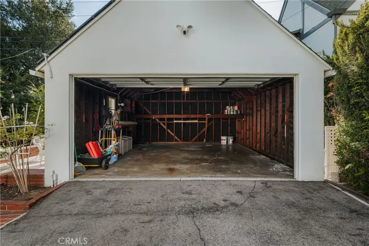 1231 N Maryland Avenue, Glendale, California 91207