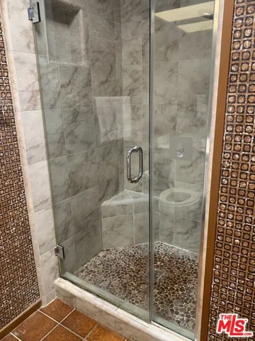 Upstair shower shower