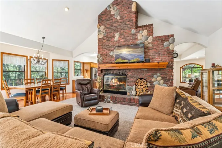 1681 Culbertson Lane, Lake Arrowhead, California 92352
