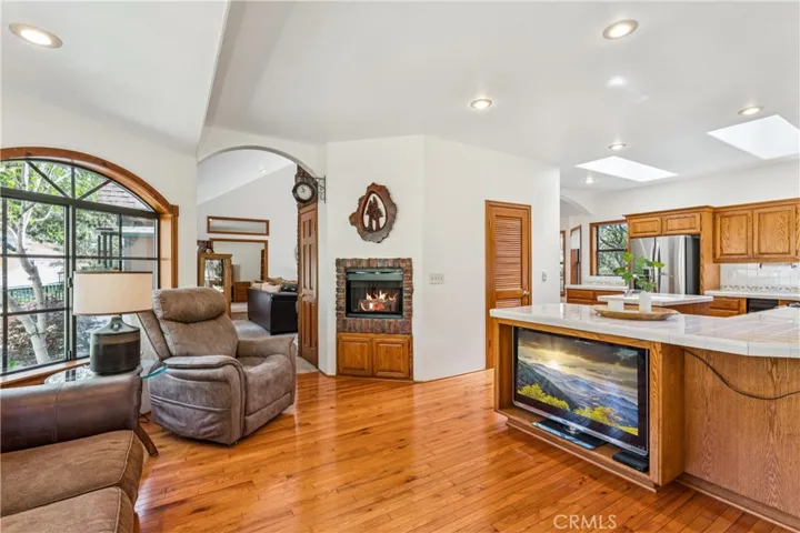1681 Culbertson Lane, Lake Arrowhead, California 92352
