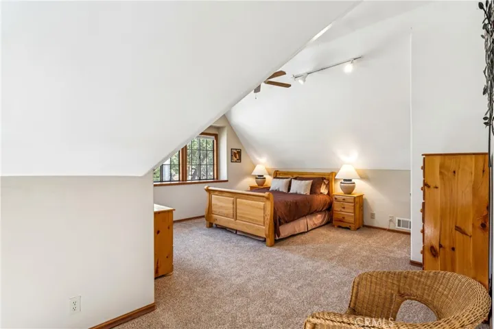 1681 Culbertson Lane, Lake Arrowhead, California 92352