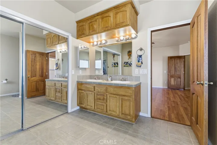 8224 W Avenue D4, Lancaster, California 93536