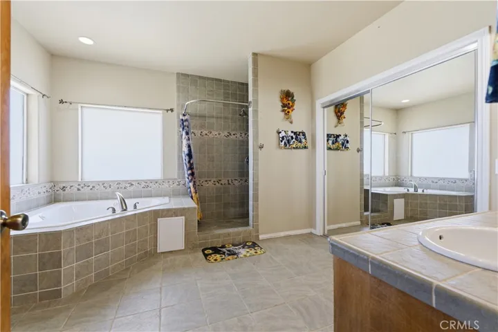 8224 W Avenue D4, Lancaster, California 93536