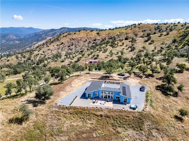 Sierra foothill views from every angle