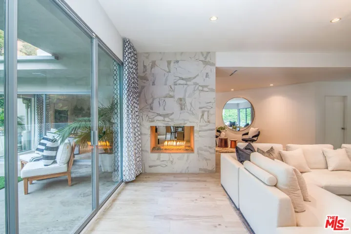 1922 N Beverly Drive, Beverly Hills, California 90210