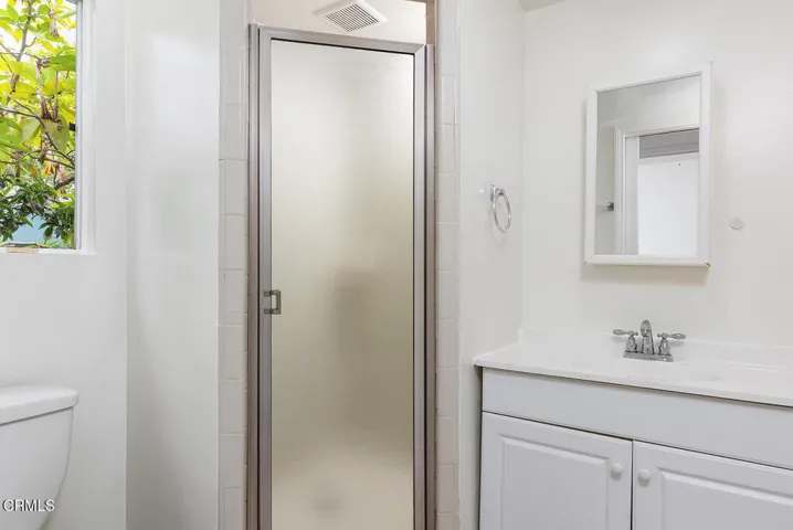 617 Grand View Ave 020-mls