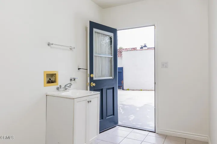 617 Grand View Ave 023-mls