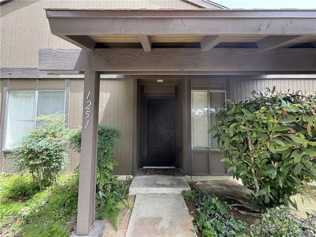 Frontdoor facing south