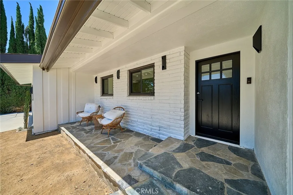 INVITING FRONT ENTRY PORCH
