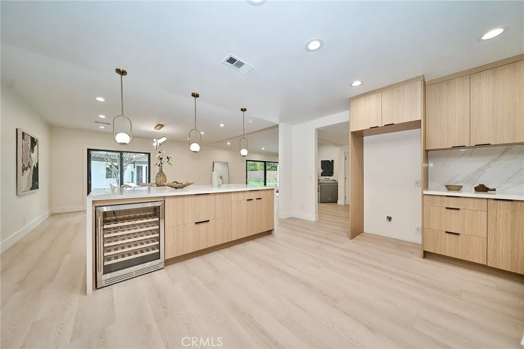 SEAMLESS FLOW FOR ENTERTAINING
