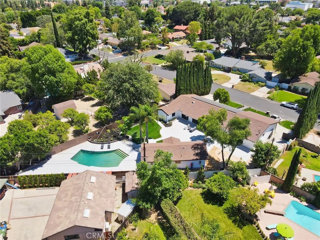 BEAUTIFUL AERIAL PROPERTY VIEW