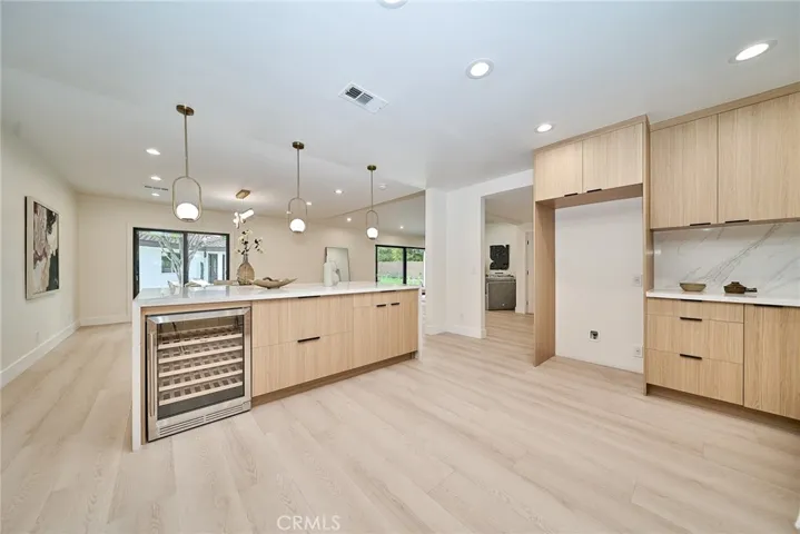 SEAMLESS FLOW FOR ENTERTAINING