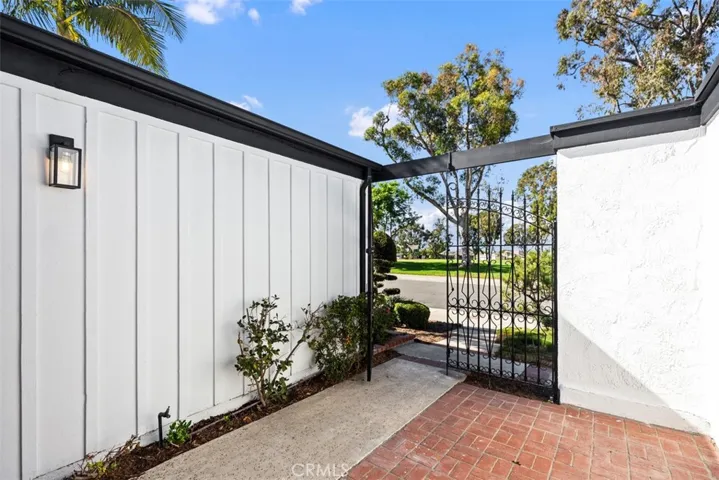 36 Mountain View, Irvine, California 92603