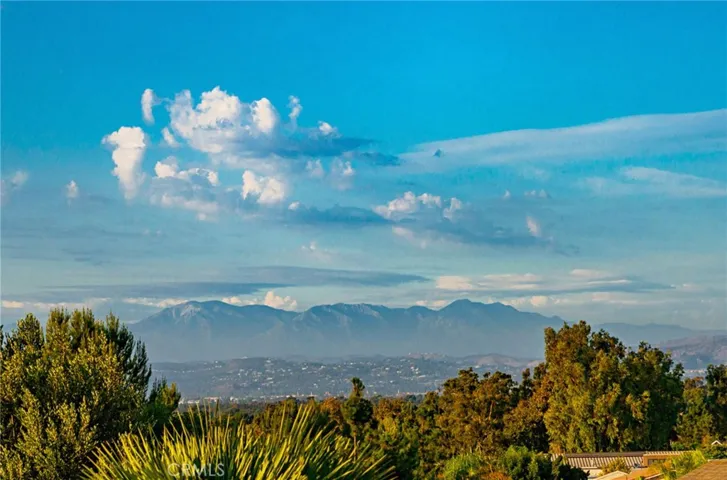 36 Mountain View, Irvine, California 92603