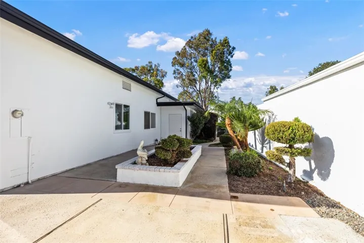 36 Mountain View, Irvine, California 92603