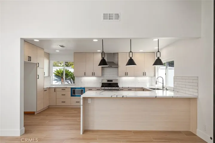 36 Mountain View, Irvine, California 92603