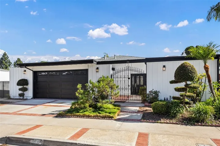 36 Mountain View, Irvine, California 92603