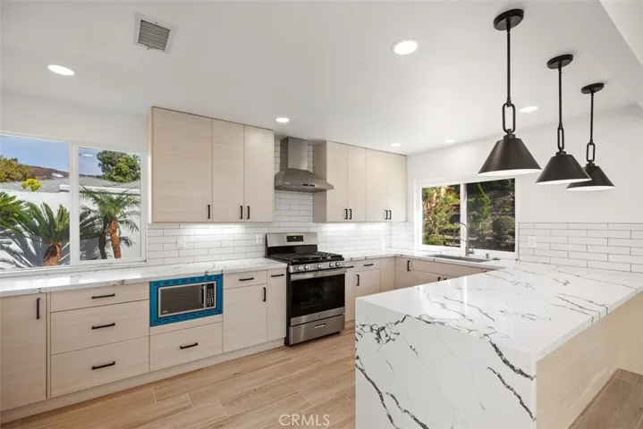 36 Mountain View, Irvine, California 92603