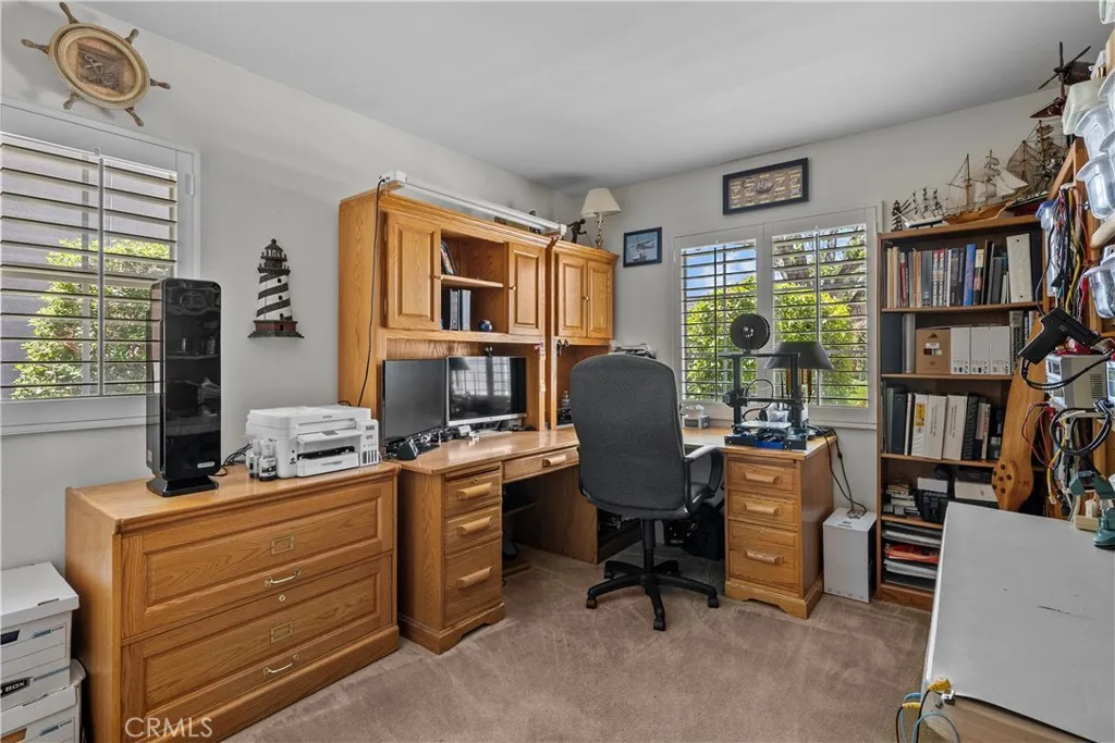 Downstairs bedroom 2 or office
