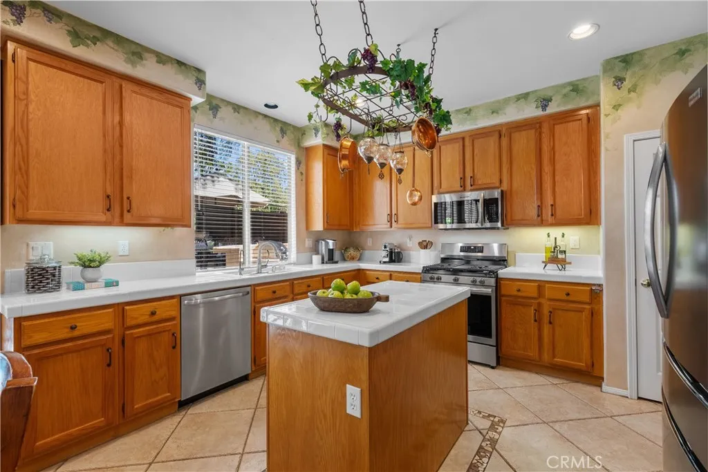 Plentiful kitchen storage