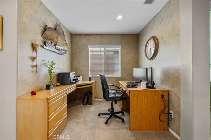 Upstairs Bonus room/office