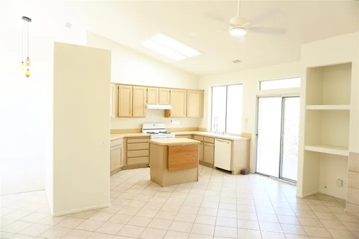 27842 Valencia Street, Cathedral City, California 92234