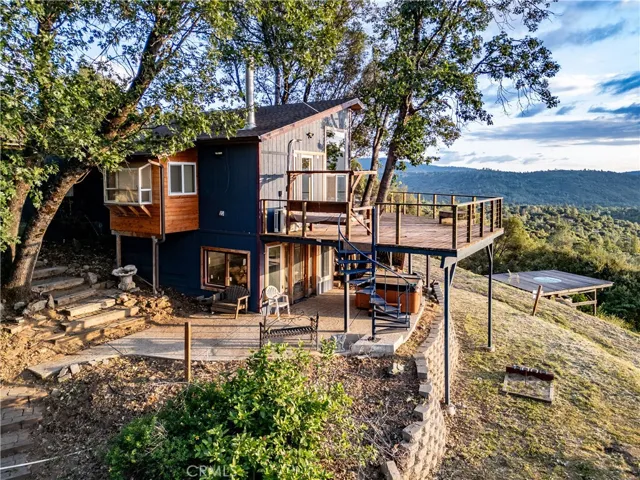 51571 Coyote Ridge, Oakhurst, California 93644