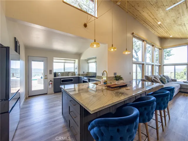 51571 Coyote Ridge, Oakhurst, California 93644