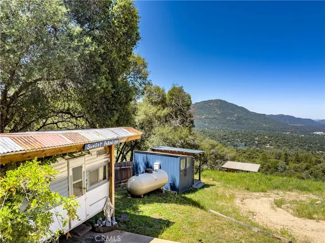 51571 Coyote Ridge, Oakhurst, California 93644