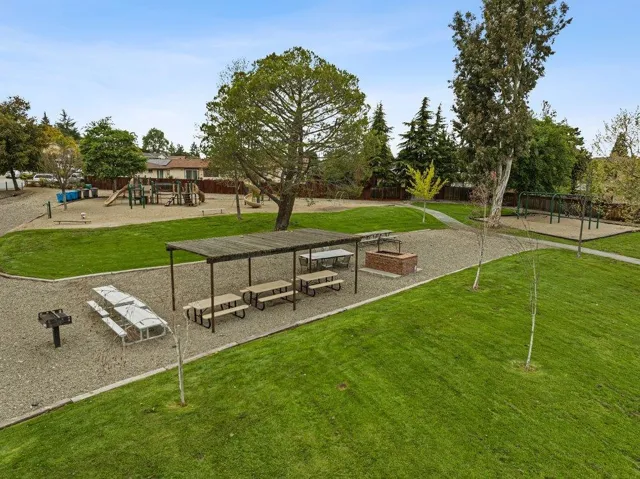 1150 Sonnys Way, Hollister, California 95023