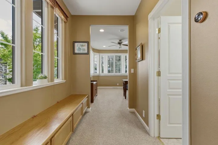 1150 Sonnys Way, Hollister, California 95023