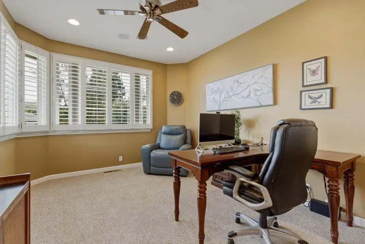 1150 Sonnys Way, Hollister, California 95023